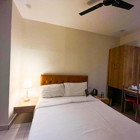Hotel Hibiscus Tree- Bachupally ハイデラバード エクステリア 写真
